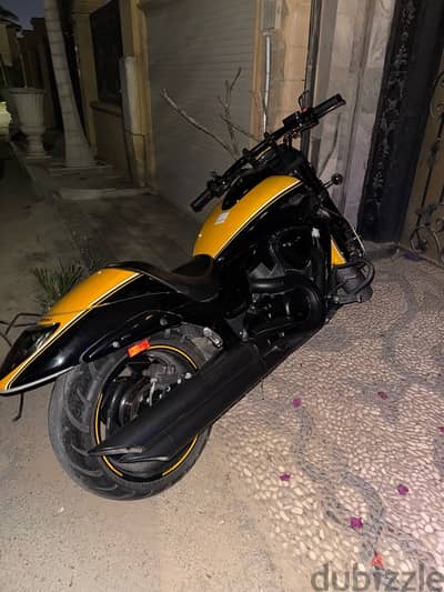 Suzuki Boulevard BOSS