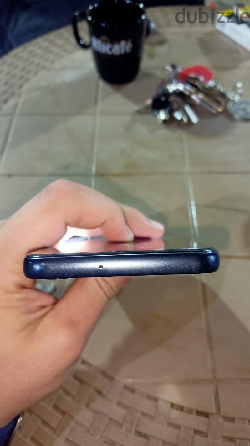 SAMSUNG A24 4