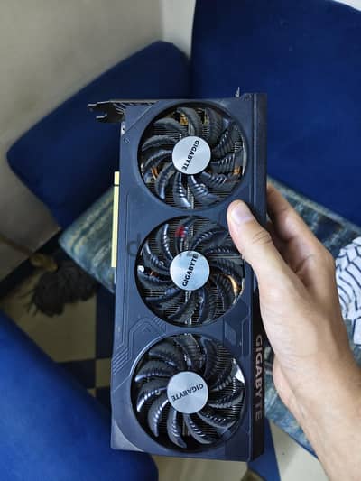 givabyte windforce  rtx 4070 super 12gb