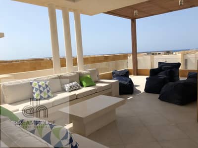 شاليه هورايزون علوي صف أول بحر بإطلالة مباشرة وحمام Punch Pool – هاسيندا وايت