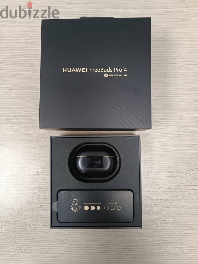Huawei FreeBuds Pro 4 Black Gold 3