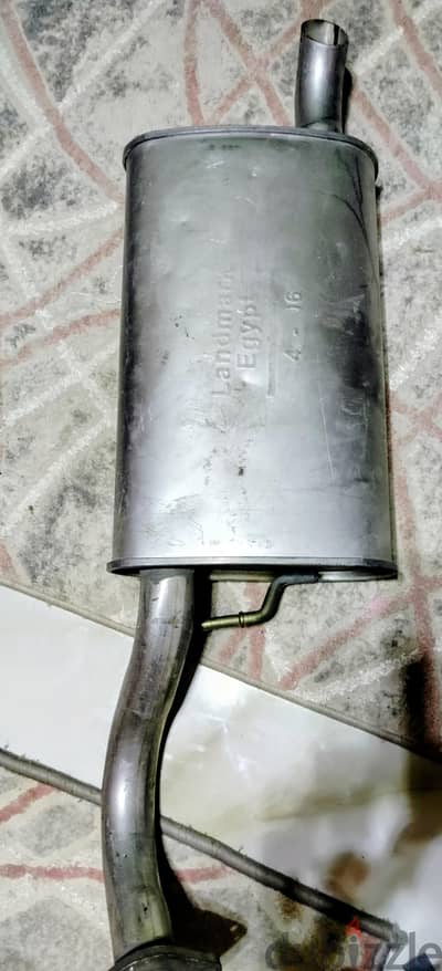 العلبه الخلفيه من الشكمان وفانوس استيراد شغال