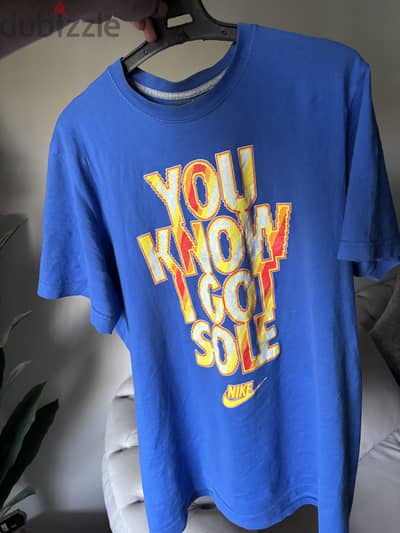 Nike t shirt