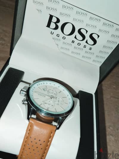ساعة Hugo Boss أصلية رجالي كرونوغراف بحالة ممتازة