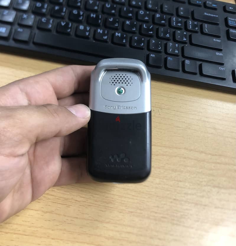 Sony Ericsson W300i 1