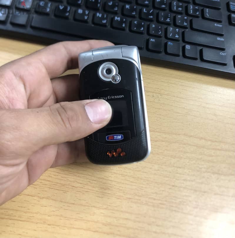 Sony Ericsson W300i 2