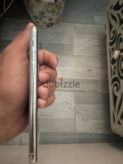 iPhone x 64GB Used With Box