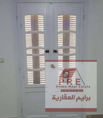 مقر ادارى للايجار دور اول ف كفرعبدو 3 غرف