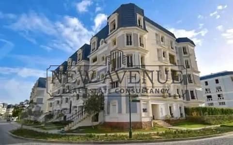 For sale Apartment in  mountain view aliva mostakbal city- Prime location overlooking greenery
