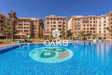 شقة متشطبة بالكامل بالتكيفات فى كمبوند 90 افينيو على شارع التسعين الجنوبى مباشر امام الجامعة الامريكية بقلب التجمع الخامس