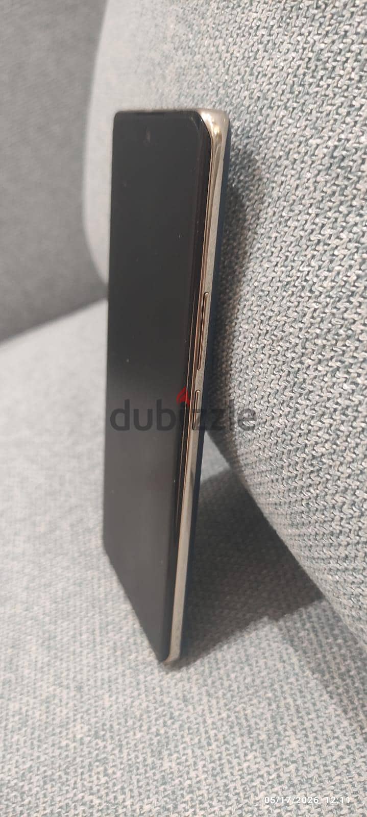 realme 12 pro 1