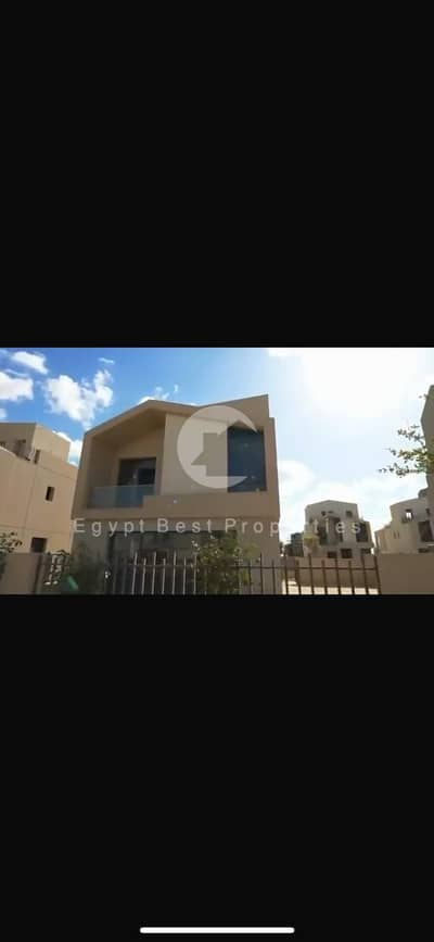 شقه استلام فوري اميز لوكيشن و اكبر المطورين في الشيخ زايد الجديده بكل الخدمات و المرافق شغاله