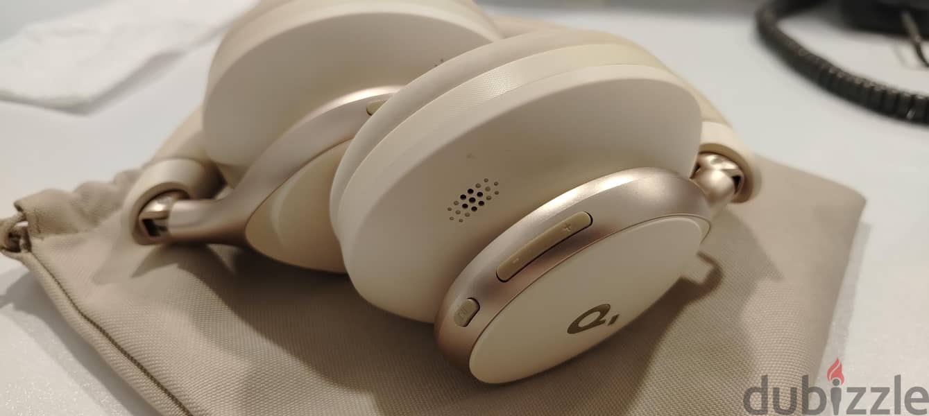 Soundcore Space One 7