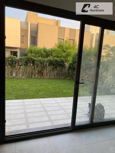 تاون هاوس كورنر للبيع بأقل من سعر السوق، 3 غرف نوم، تشطيب كامل، استلام فورى فيو لاند سكيب  موقع مميز للغاية في  البروج