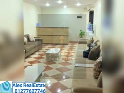 Furnished clinic for rent in Miami steps from the sea