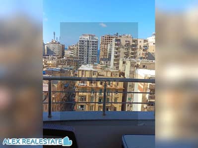 للايجار السكني في الشاطبي على الترام فيو مفتوح