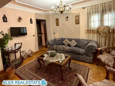 شقه مفروشة للايجار الفاخر  في رشدي شارع ابوقير
