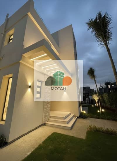 Q1 model villa in Noor City, old price, with a maximum payment period of 15 years.