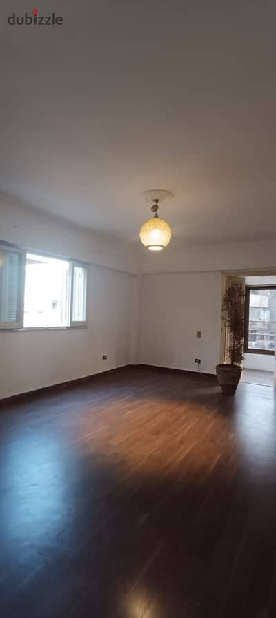 Apartment for rent next to Al-Mirghani Street and the metro of the Girls' College at a price that will not be repeated
