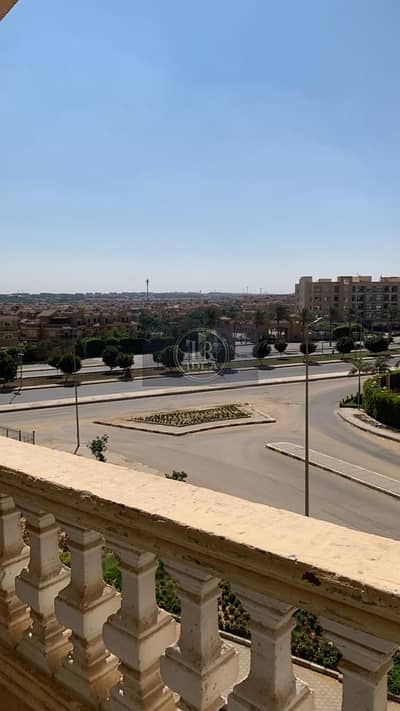للإيجار شقة فاخرة في إسكان الجامعة الأمريكية – المنطقة 51