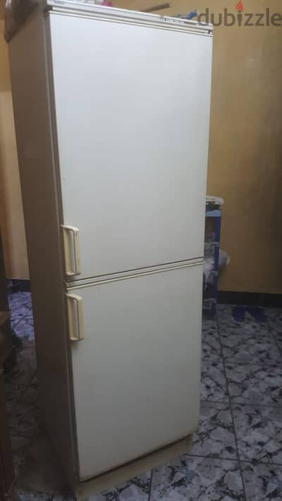 vestfrost دنماركي ٨ درج ديب فريزر 345 لتر