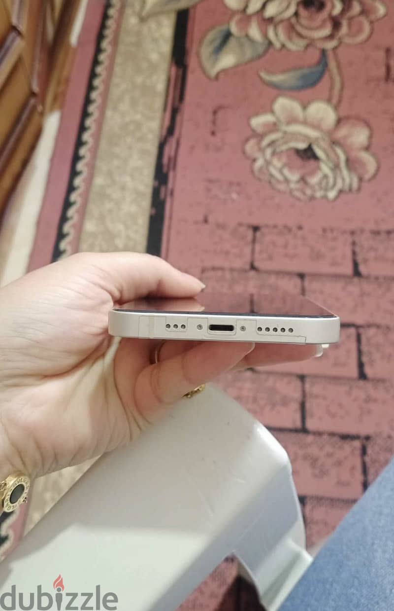 iPhone 13 2