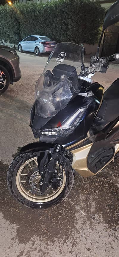 Scooter Dayun ADV 200 CC