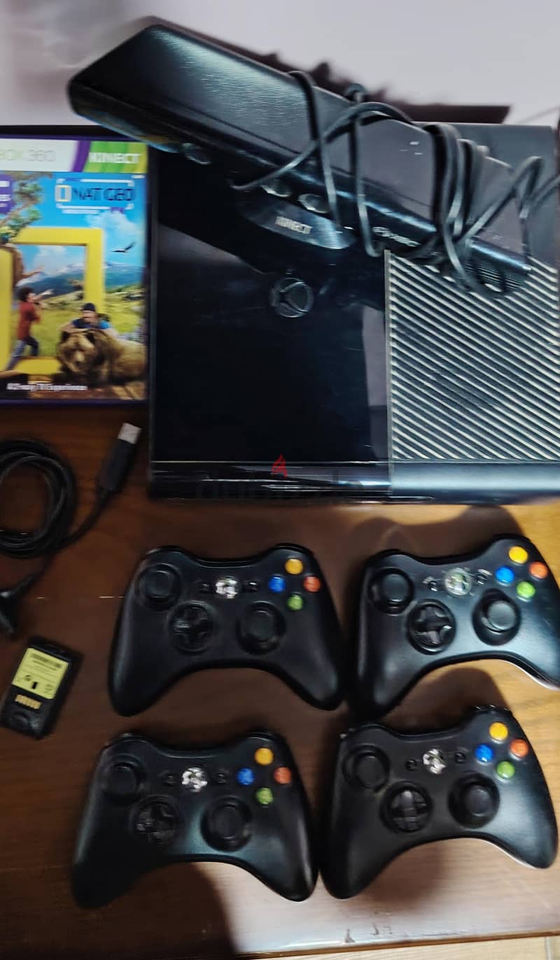 Xbox 360 E Bundle - 4 Controllers, Kinect Sensor, and 7 Games 3