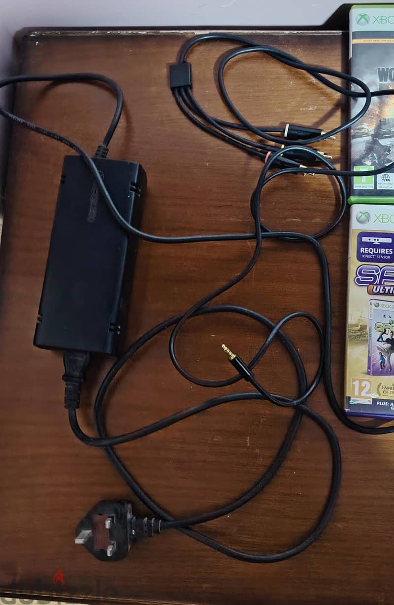 Xbox 360 E Bundle - 4 Controllers, Kinect Sensor, and 7 Games 4