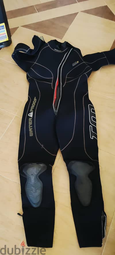 ladies dive suit