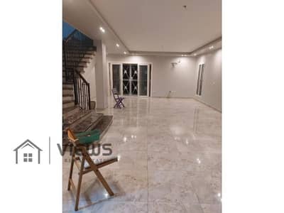 اي فيلا جاردن للايجار 230م + 60م حديقة تشطيب سوبر لوكس بالمطبخ ماونتن فيو هايد بارك Mountain view hyde park