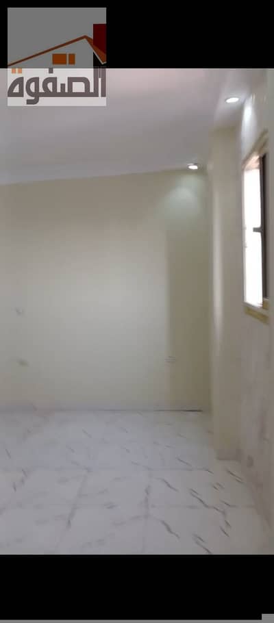 ستوديو للايجار الفاضي اول سكن المعادي شارع احمد زكي قريب للمترو وميدان سواريس وشارع ٩موقع حيوي