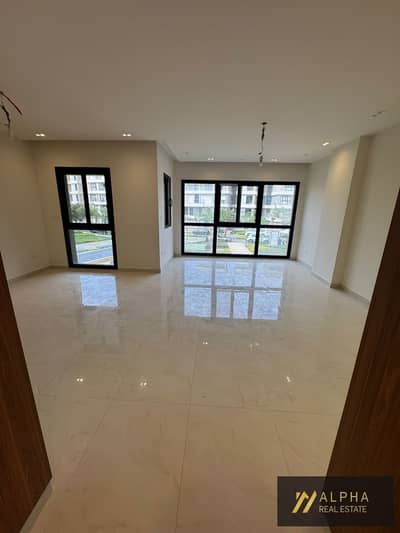 شقة للإيجار في فيليت سوديك سكاس كوندوز  | أول استخدام | 200 متر | 3 غرف نوم | دريسنج | فيو لاندسكيب