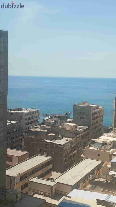 شقة للبيع سيدى جابر خطوات من البحر