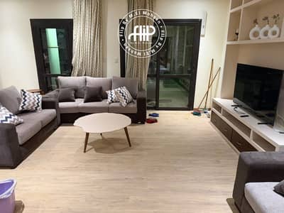 Ground Apartment For Rent In Westown