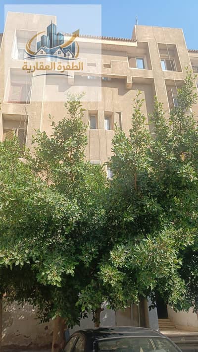 Ground floor apartment in youth housing, ground floor 90m, finishing by the company at a special price
