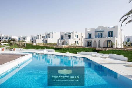توين هاوس بحمام سباحة خاص جاهز للسكن فيو لاجون في Mountain View Ras El Hekma