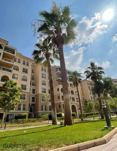 شقة كاملة التشطيب في مجمع 90AVENUE في التجمع الخامس أمام الجامعة الأمريكية
