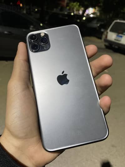 iphone 11 pro max 256 gb 84% حالة زيرو
