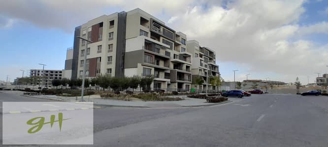 شقة متشطبة 3 غرفنوم ماستر للبيع في بالم هيلز التجمع الخامس Palm Hills New Cairo