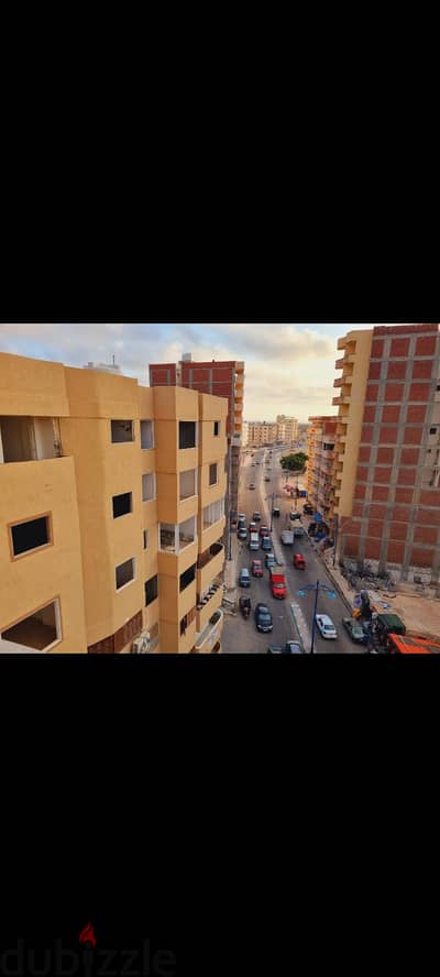 شقة مصيفيةللبيع بمرسى مطروح ترى البحر صف اول طريق القصر-منطقة السنوسية