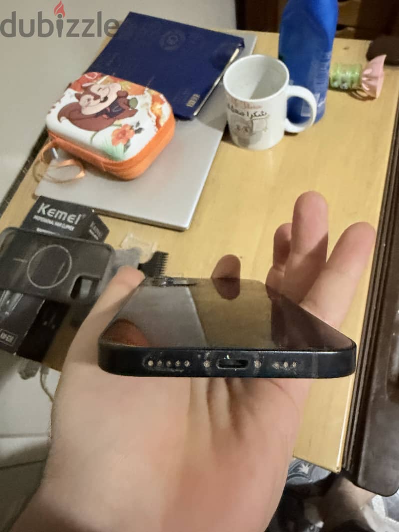 Iphone 12  good condition 4