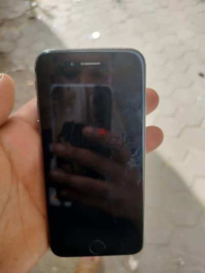 ايفون ٨