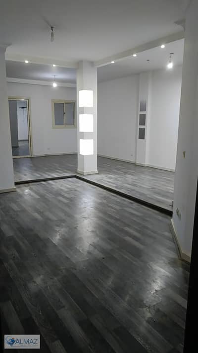 Unfurnished 170 sqm apartment with kitchen for rent in Palm Resort Compound, First Settlement, boasting a direct view of the Police Academy and Porto