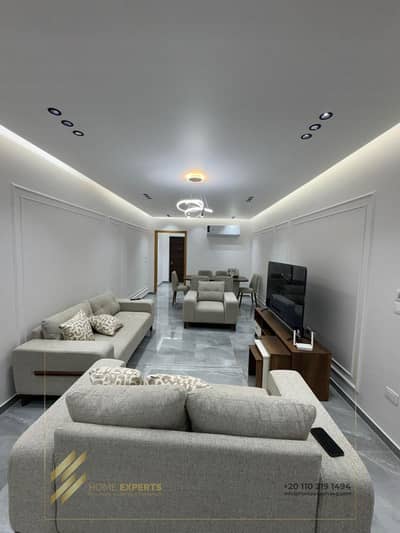 Furnished apartment with garden for rent in Galleria Moon Valley