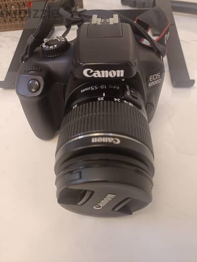 للبيع Canon 4000D مناسبة للمبتدئين وصناع المحتوى