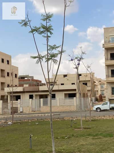 Villa for sale in Al-Qarnfal 7, big garden view, distinguished location, close to Al-Rehab and the Eastern Market, the Northern Ninety, and Platinum Club