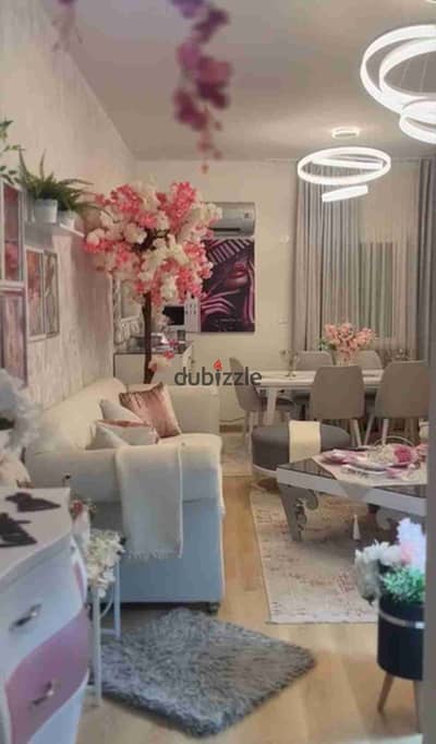 لهواه الاناقه والديكورات المميزه للايجار بكيان جراند هايتس