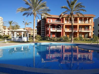 75m² sea-facing apartment with a large, super-luxurious terrace for rent in Porto Matrouh.
