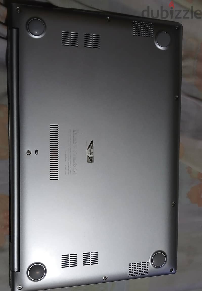 Asus vivobook 3